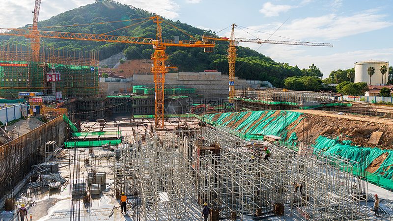 建筑施工总承包合同范本解析：北京地区常见条款与注意事项